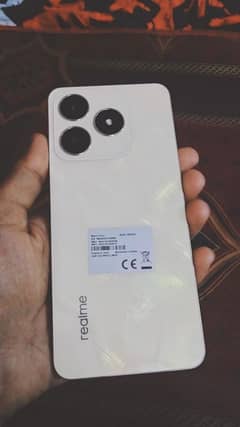 Realme C61 6+128 (18 months warranty remaining)