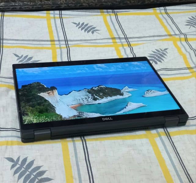 Dell 360 Touch i7 8th Gen 16GB 256GB SSD 1