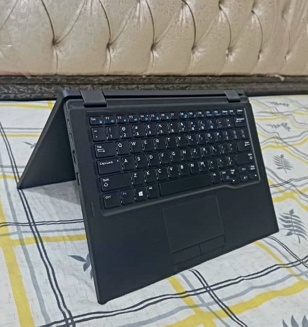 Dell 360 Touch i7 8th Gen 16GB 256GB SSD 2