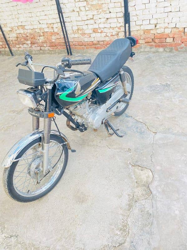 Honda 125 2014 model 3