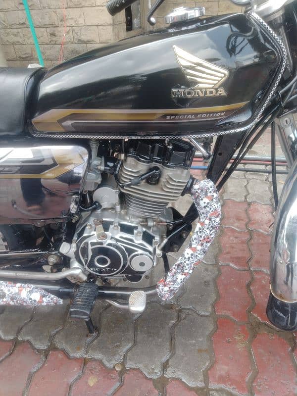 Honda 125 self start. used condition 2