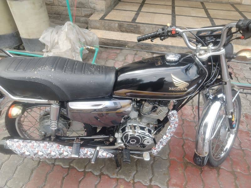 Honda 125 self start. used condition 3