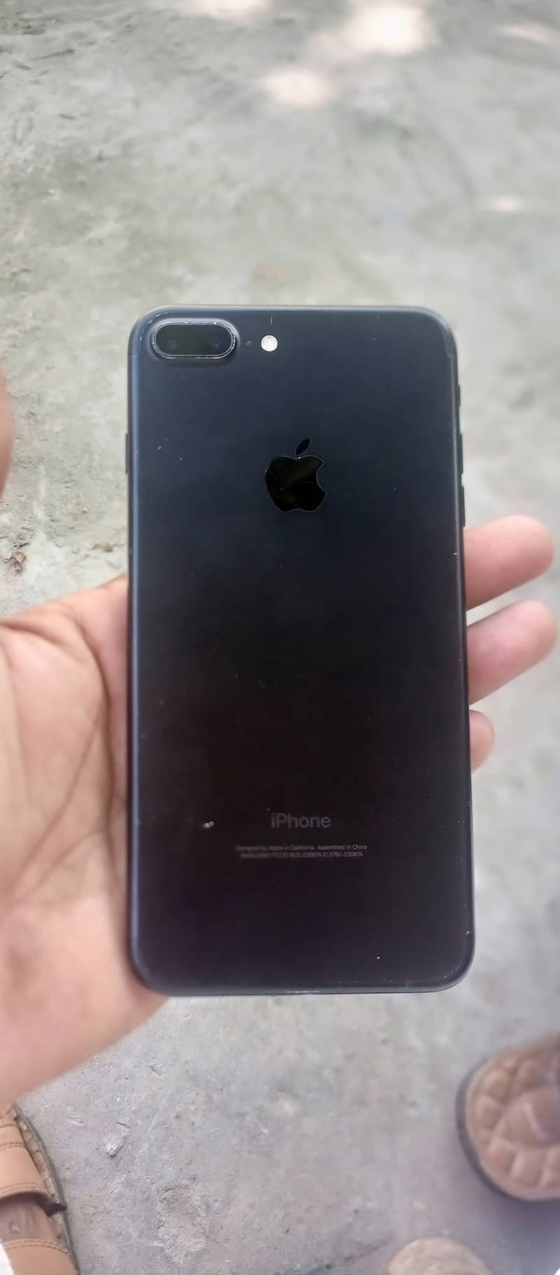 Apple iPhone 7 Plus 1