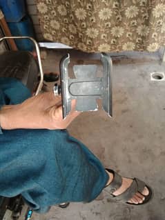 bike mobile holder selwar ka hai good condition