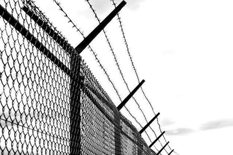 Razor wire installation & stock for sale | Chain link | Barbed wire 5