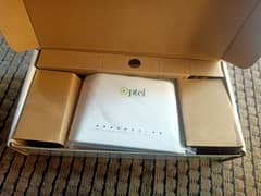 Bilkul new modem hai ptcl ka new model ka hai