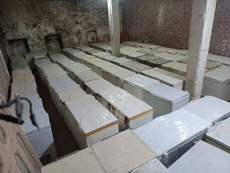 Fridges & Freezers new condition is avilable 8