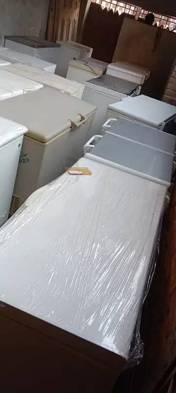 Fridges & Freezers new condition is avilable 13