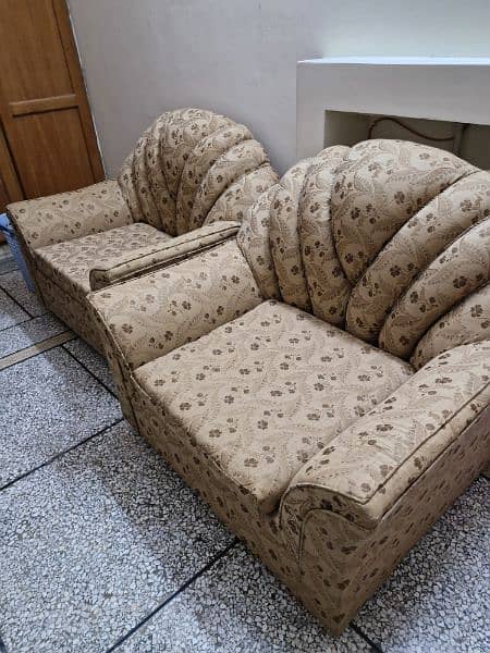 Sofa Set- 5 seater 2