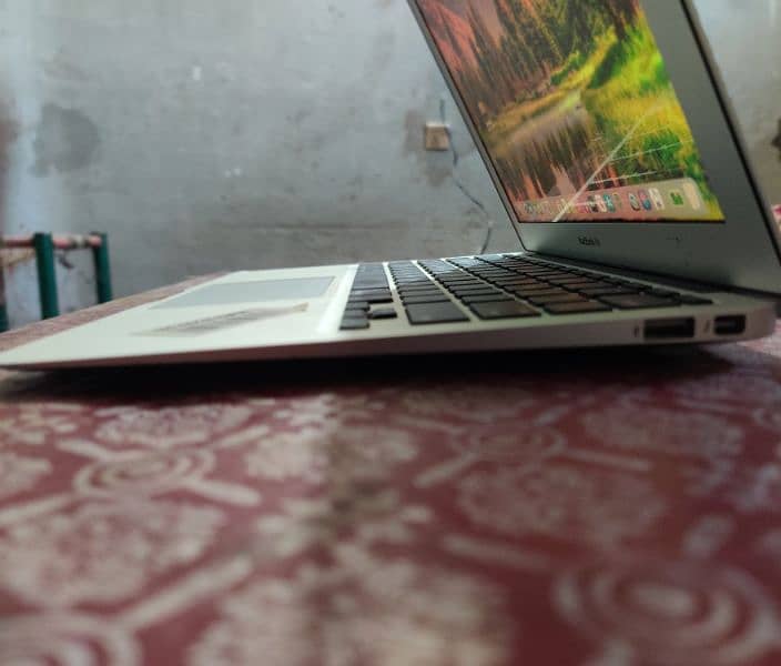 Apple MacBook air Early 2015 128Gb 6