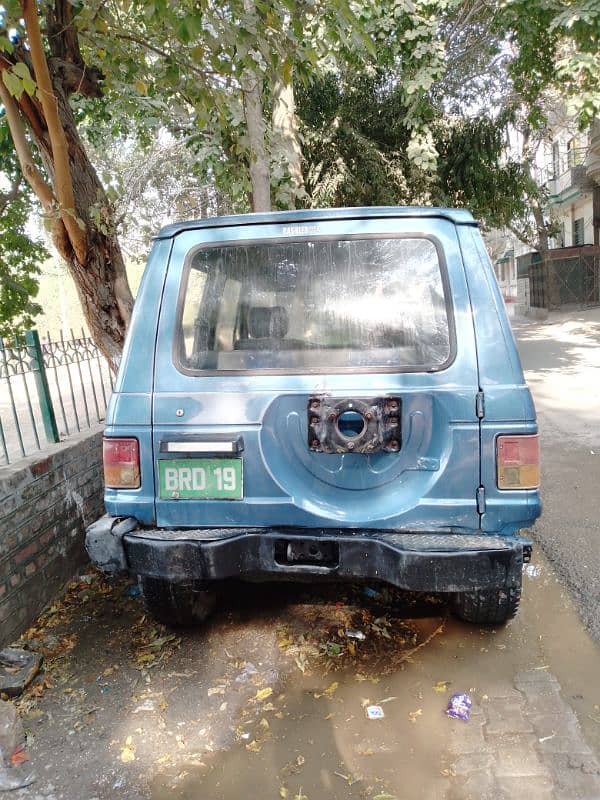 Pajero 3 door 5