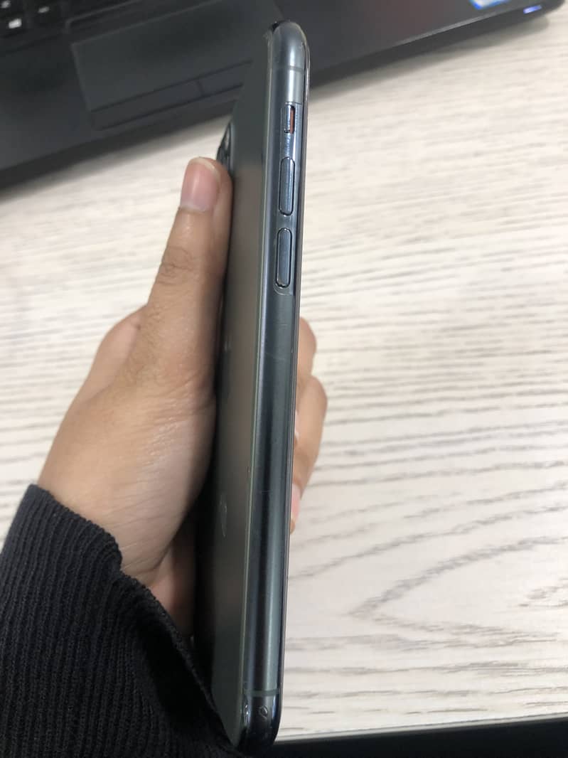 Apple iPhone 11 Pro 5