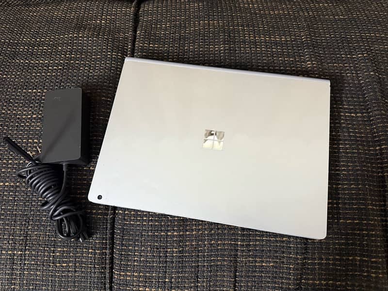 Microsoft Surface Book 3 – i7 10th Gen | 32GB RAM | 1TB SSD | 4GB GPU 5
