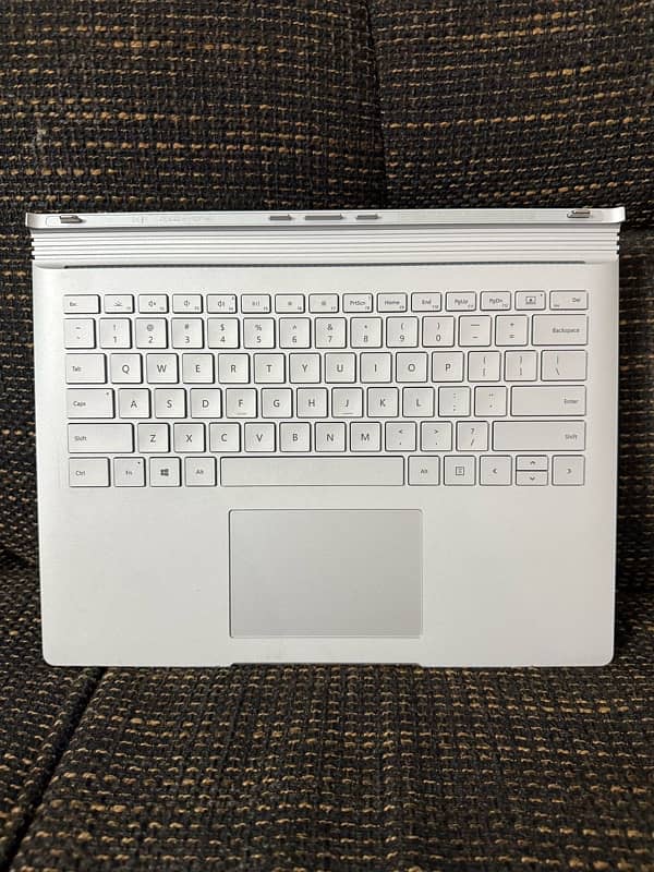 Microsoft Surface Book 3 – i7 10th Gen | 32GB RAM | 1TB SSD | 4GB GPU 9