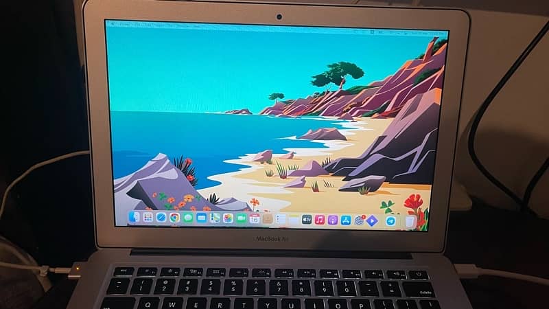 Macbook Air 2017 i5 8GB 128GB For sale. 6