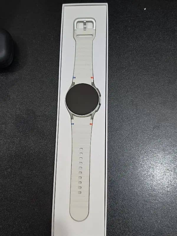 Samsung Galaxy Watch 7 1