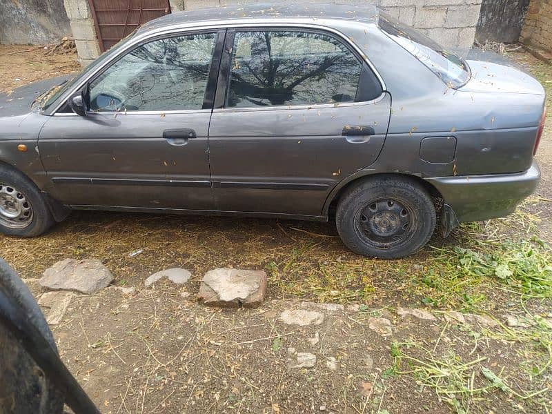 Suzuki Baleno 1999 5