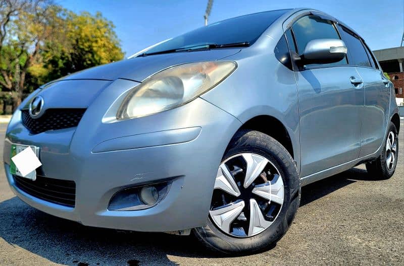 Toyota Vitz 2008/12 3