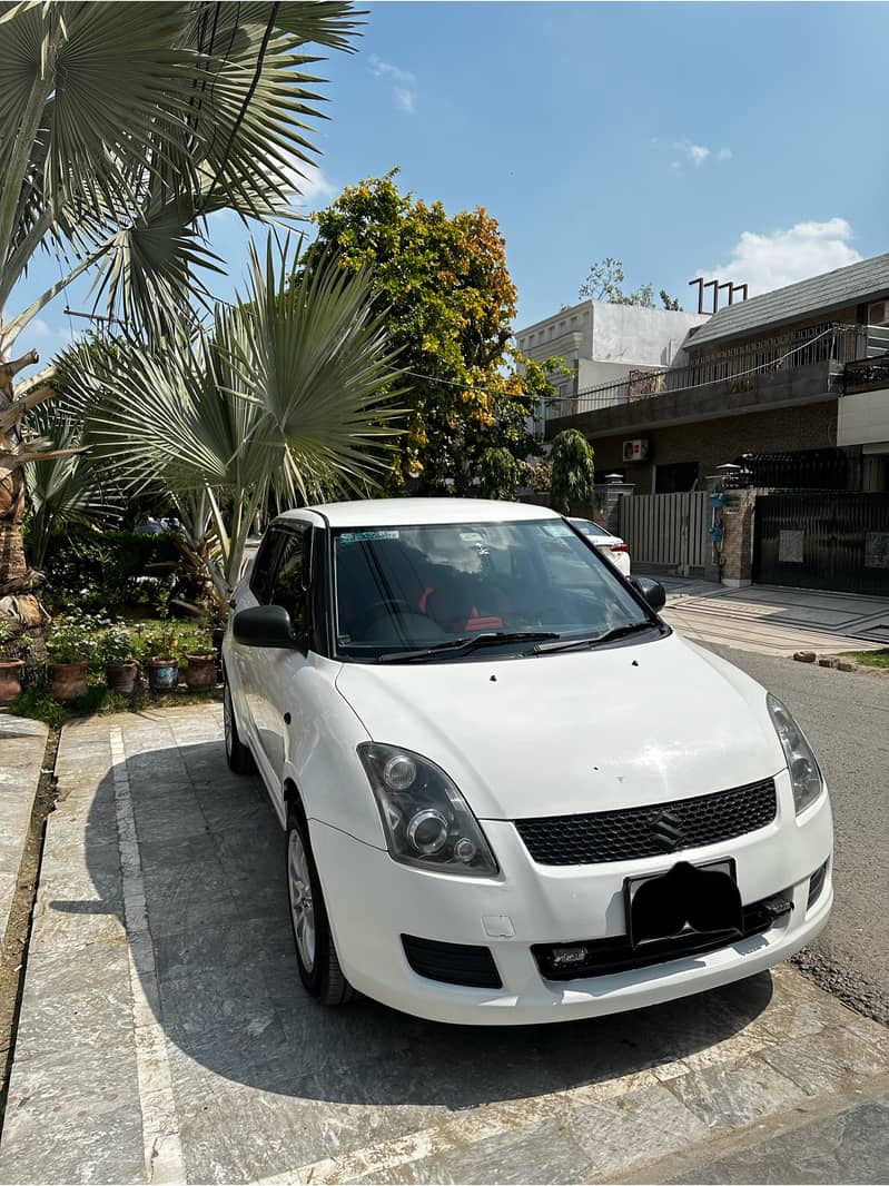 Suzuki Swift 2011 1