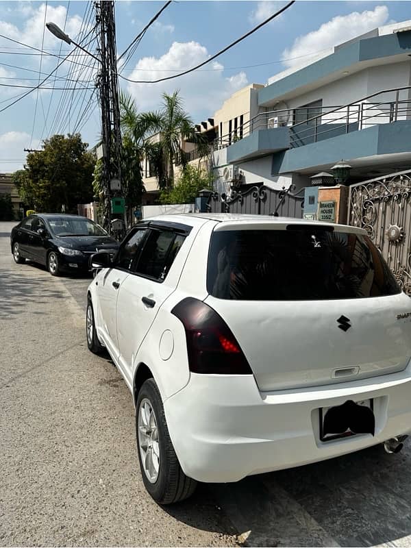 Suzuki Swift 2011 3