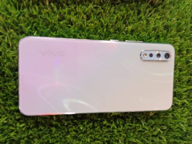 vivo s1 8 256 0