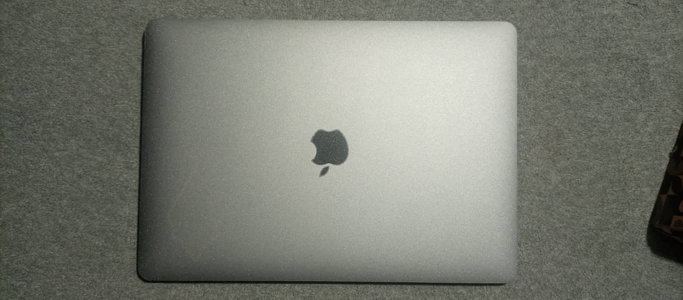 Macbook Air M1 8/512 0