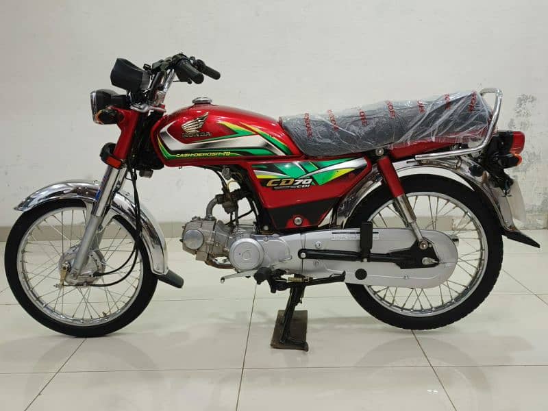 Honda CD 70 2022 Model 4