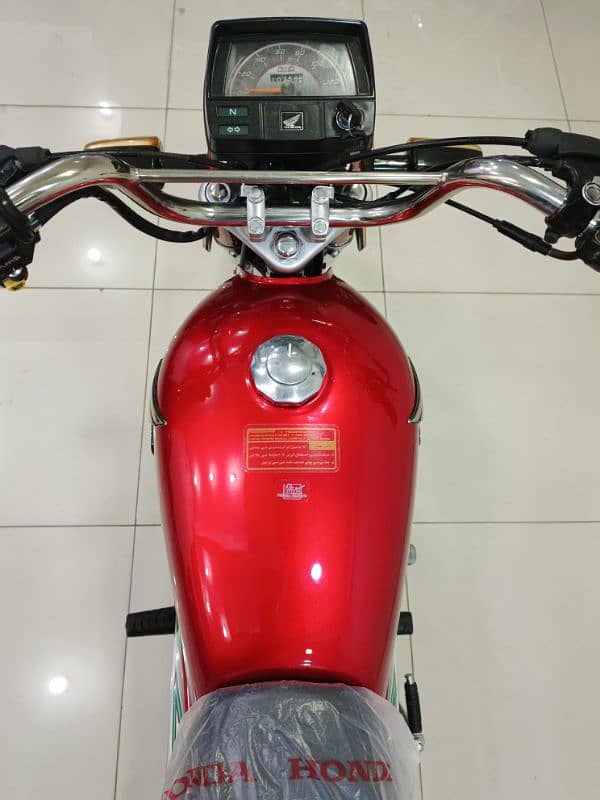 Honda CD 70 2022 Model 6