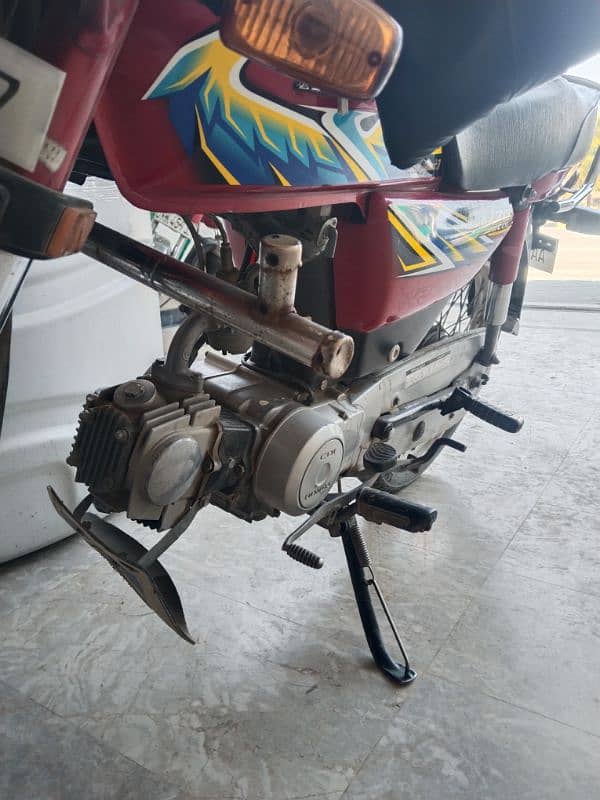 Honda CD 70 cc 3