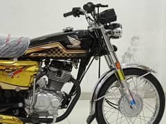 Honda CG 125 2023/24 Model Gold Edition