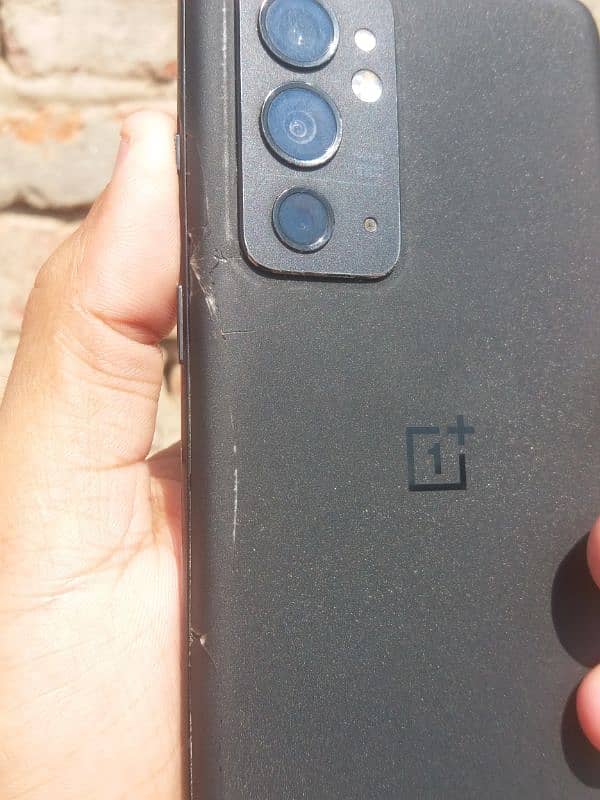 OnePlus 9rt 4