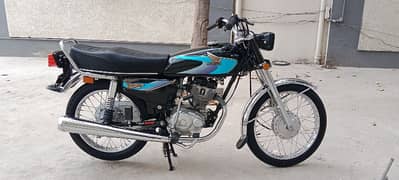 CG Honda 125 all okay koi Kam Nahin hai motorcycle mein smart hai