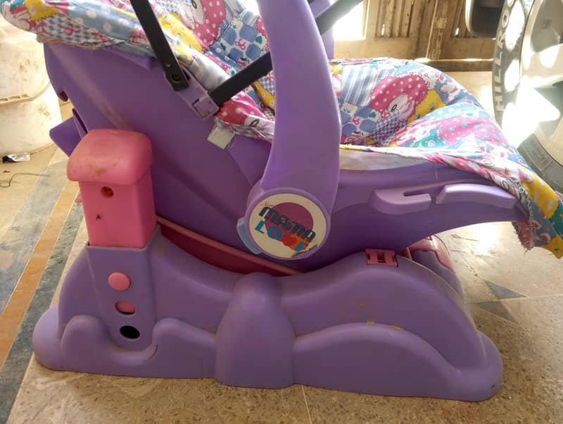 Baby cot 2