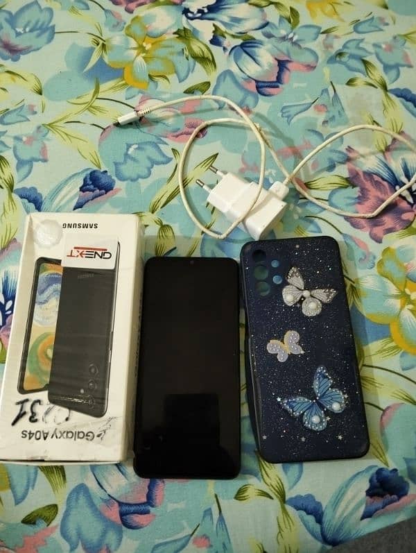 Samsung A04s for sale 4