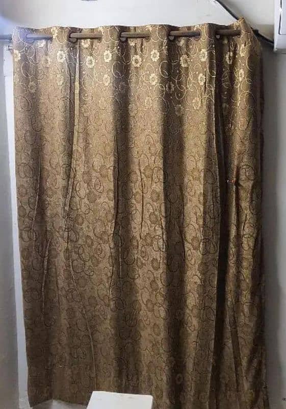 3 Pieces of Curtains 1