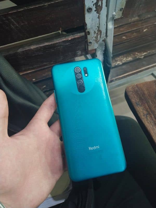 Redmi 9 for sale 9/10 condition battery timing outclass 0
