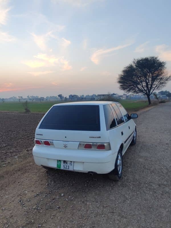 Suzuki Cultus 2015 0