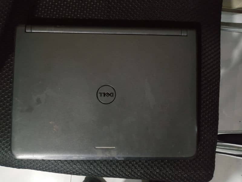 Dell Latitude 3340 4