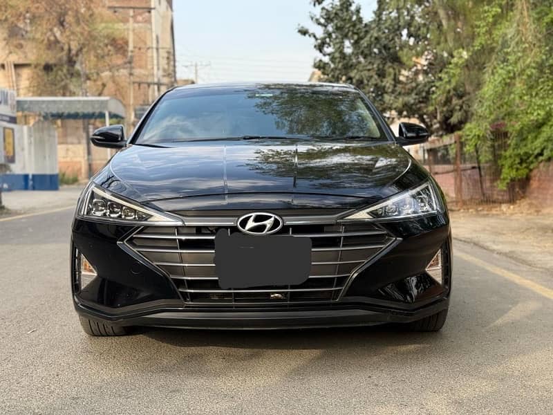 Hyundai Elantra 2022 0