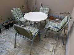 lawn / Outdoor Table & Chairs (Iron)