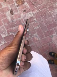 infinix hot40 I   ful box 128 gb 5manth warranty