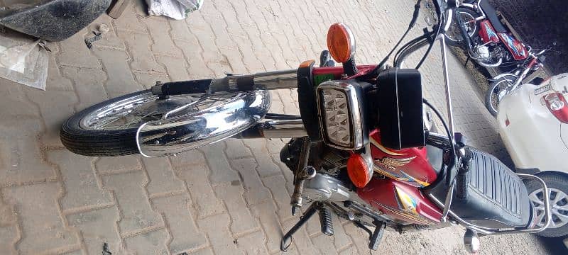 Honda 125 First Owner one hand used A one condition 1