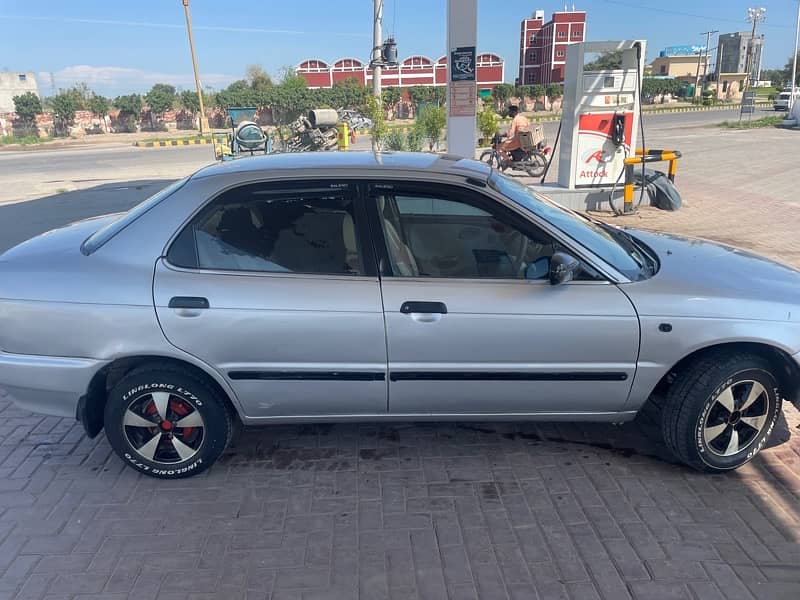 Suzuki Baleno 2003 4