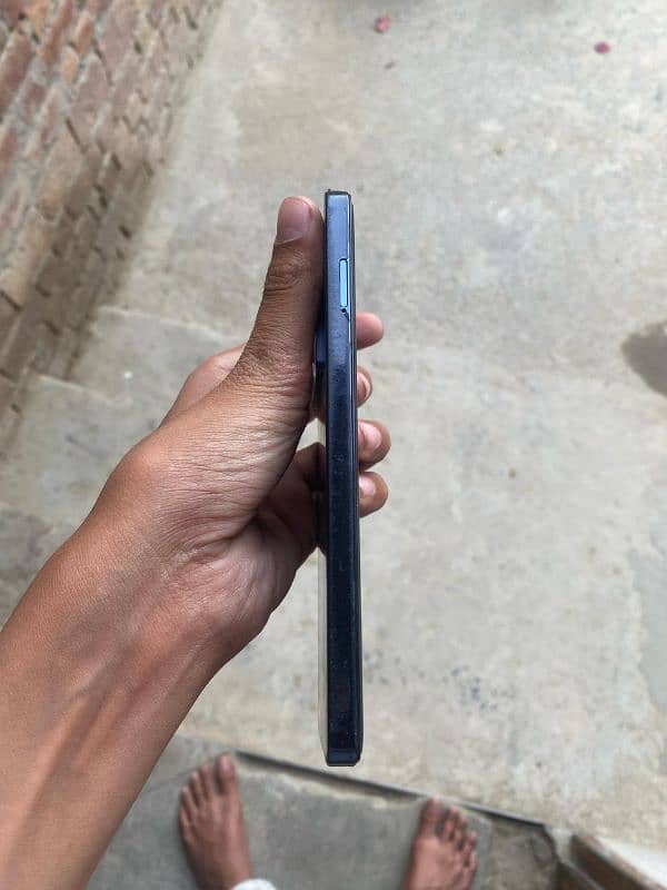 Infinix note 30 pro 8gb ram 256gb rom 3