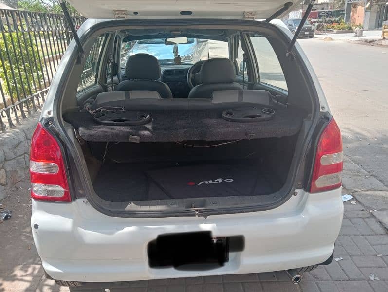Suzuki  Alto 2011 7