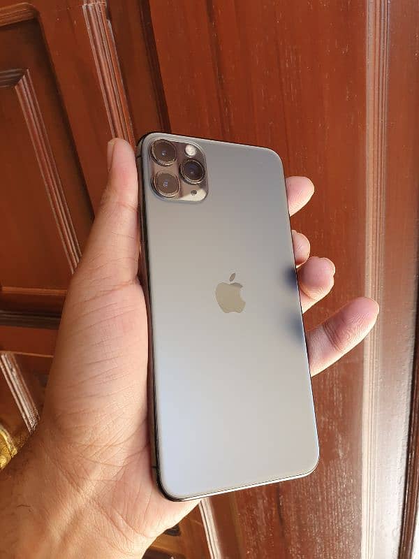 iphone 11 pro max 1