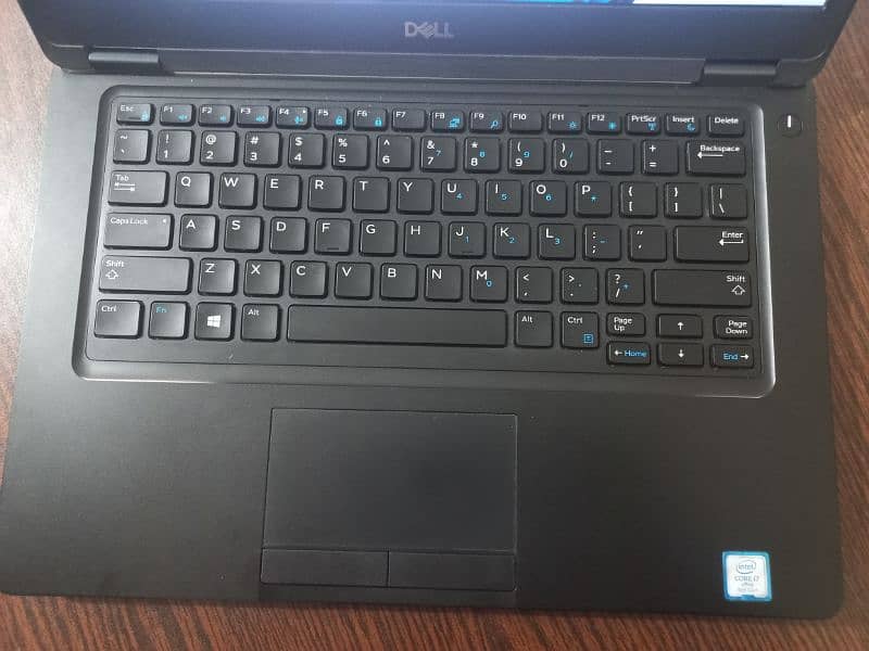 Dell Latitude 5490 1