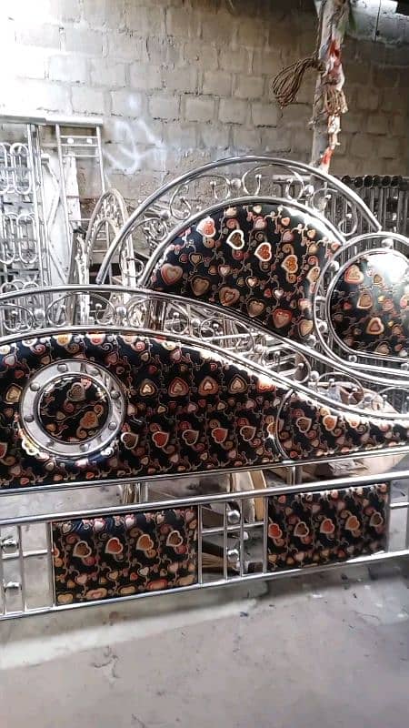 steel bed in wholesale prices 8