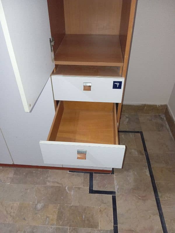 cloth cupboard 5