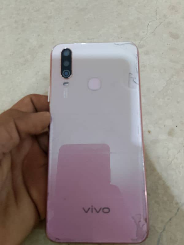 Vivo y17 8 256 1